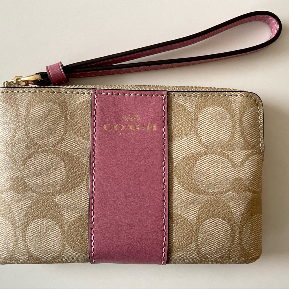 Coach Signature Wristlet - Pink & Khaki Corner Zip
